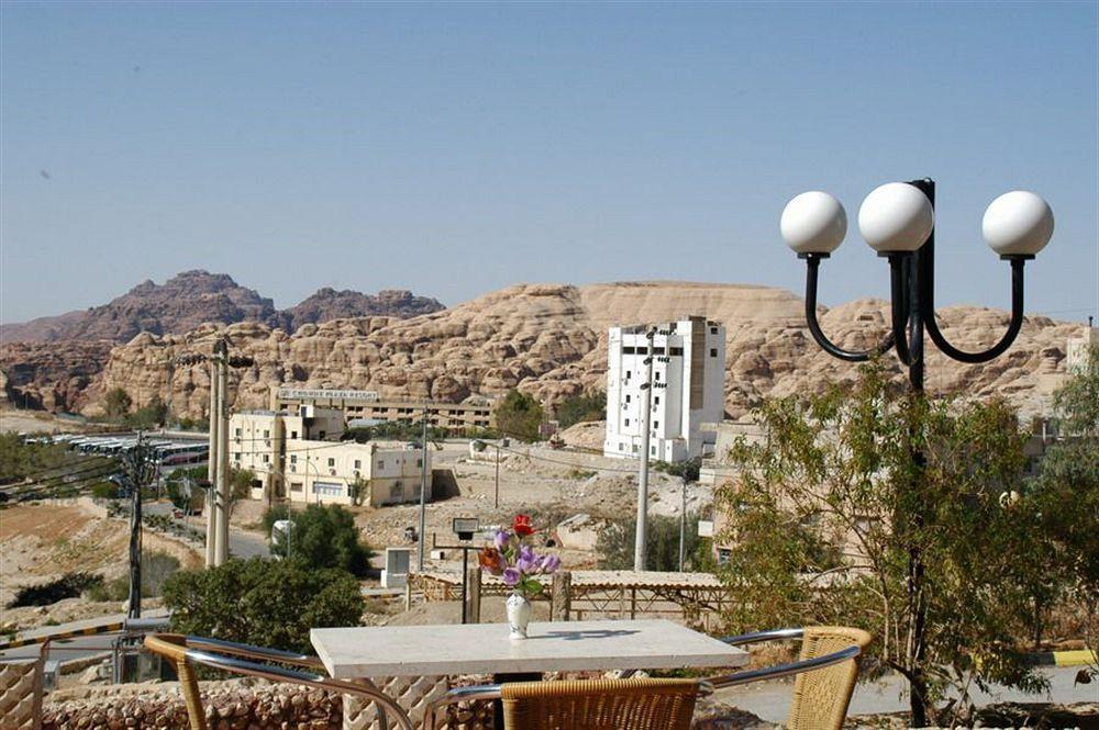 Candles Hotel Wadi Musa Exterior foto